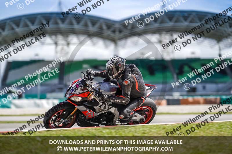 Sepang;event digital images;motorbikes;no limits;peter wileman photography;trackday;trackday digital images